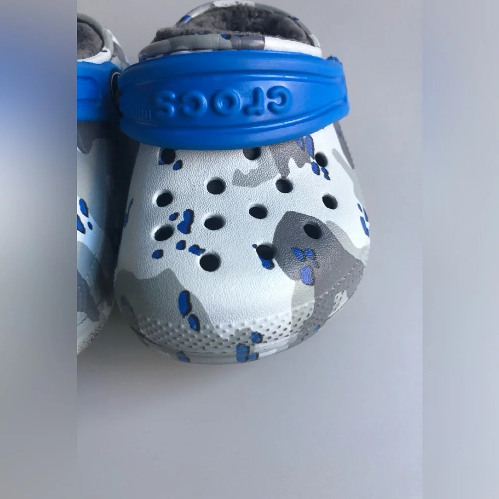 Crocs Kids Classic Lined Clog Size: C4